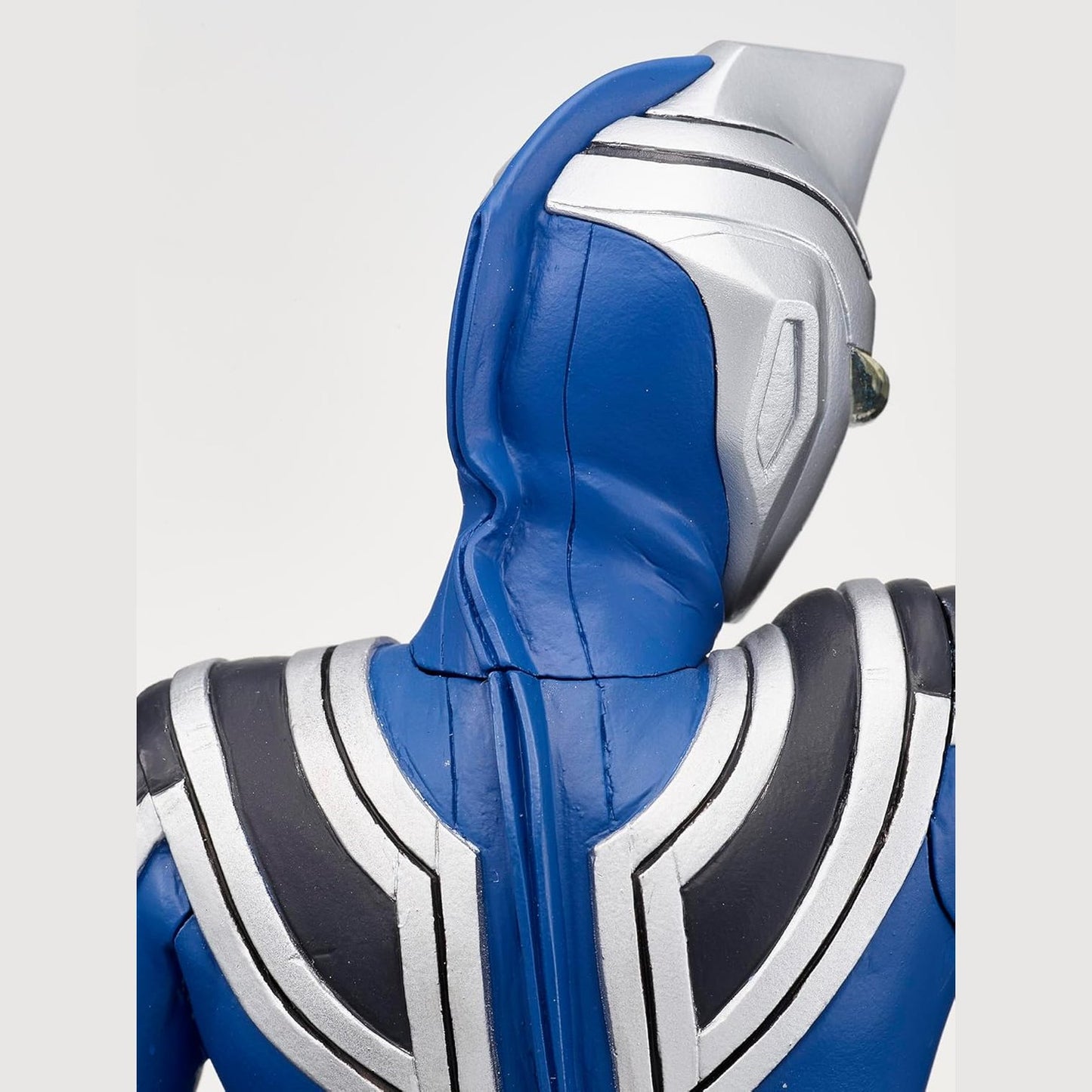 Ultraman Gaia Hero'S Brave Statue Figure Ultraman