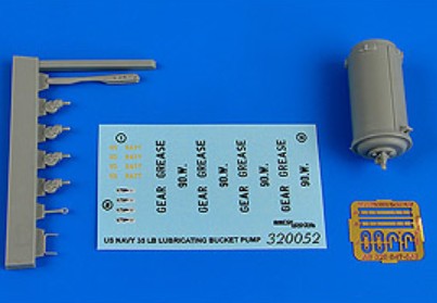 1/32 USN 35lb. Lubricating Bucket Pump w/Photo-Etch
