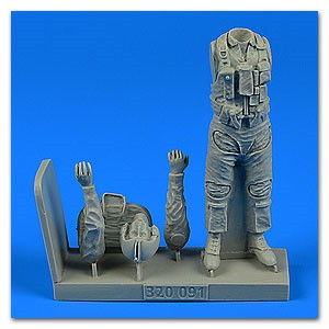 1/32 USN Pilot w/Bag Vietnam War 1965-73