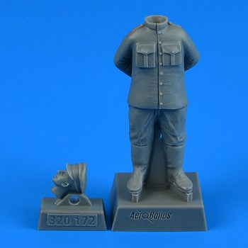 1/32 WWI German/Austro-Hungarian Pilot #5