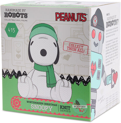 Peanuts - Snoopy (Wintergreen Scented Christmas)
