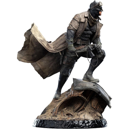 Justice League - Batman - 1:4 Scale Statue