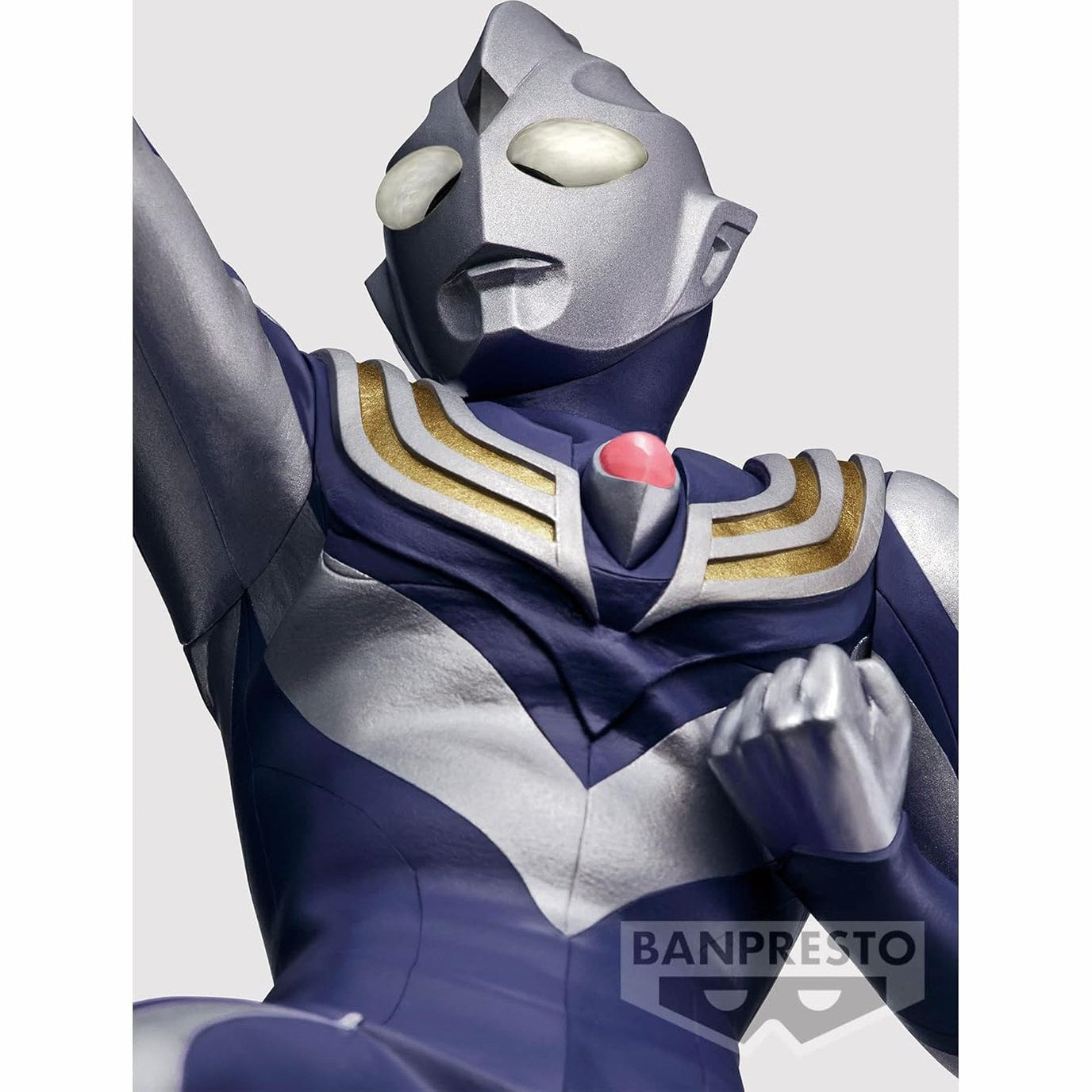 Ultraman Tiga Hero'S Brave Statue Figure Ultraman