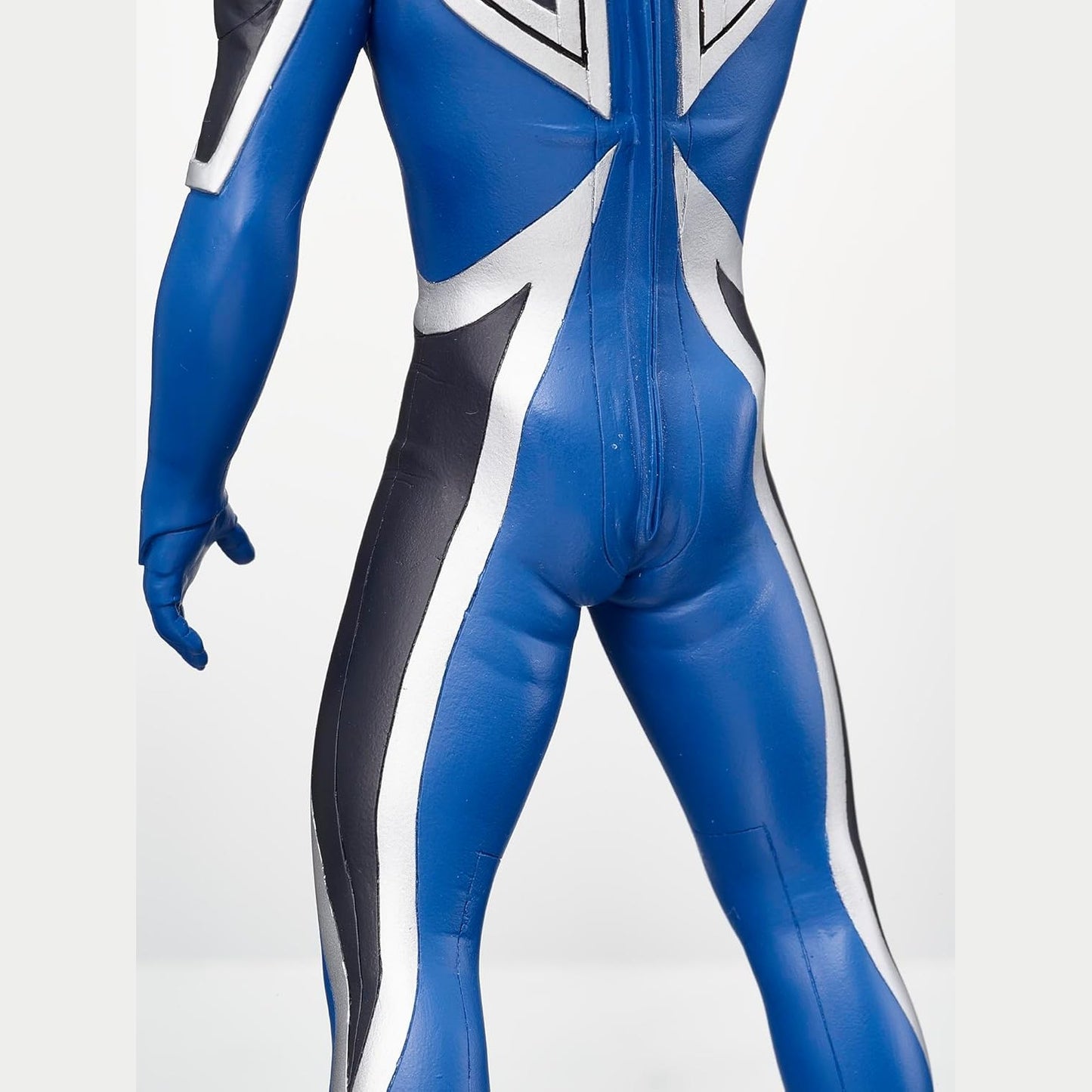 Ultraman Gaia Hero'S Brave Statue Figure Ultraman