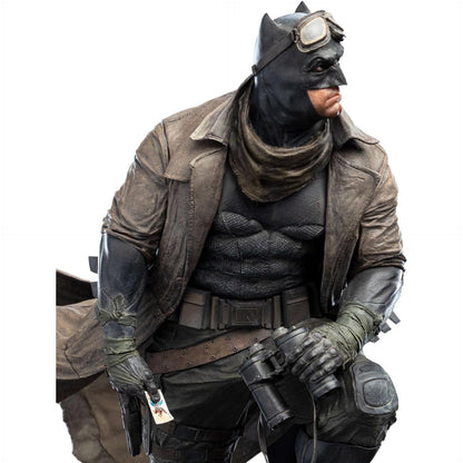 Justice League - Batman - 1:4 Scale Statue