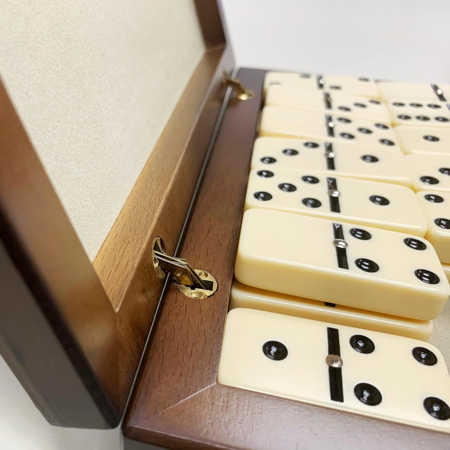 Premier Dominoes By Intex Entertainment