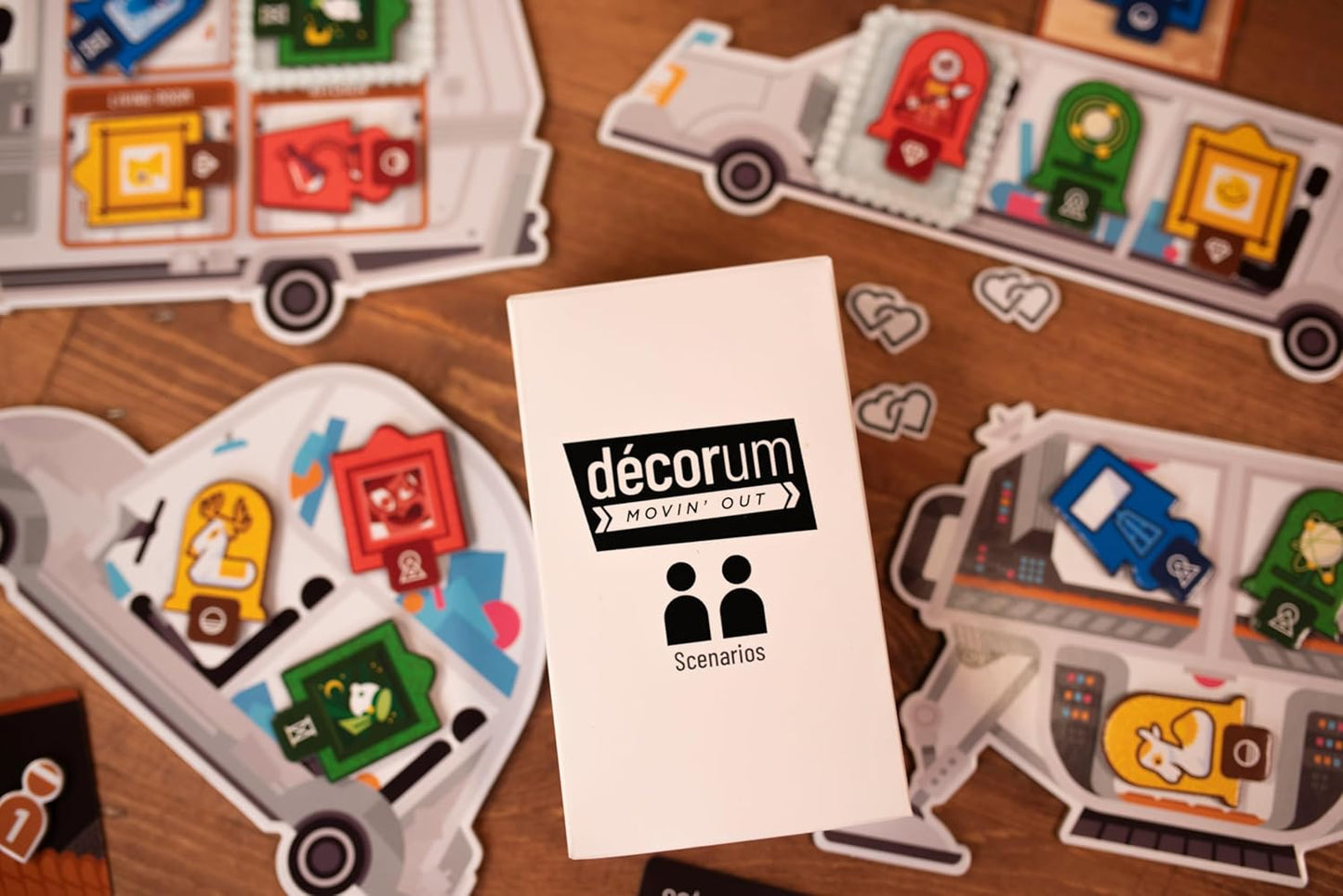 Decorum: Movin Out Expansion - Cats In Hat Inc.