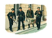 1/35 German Naval Troops Dieppe 1942 (4)