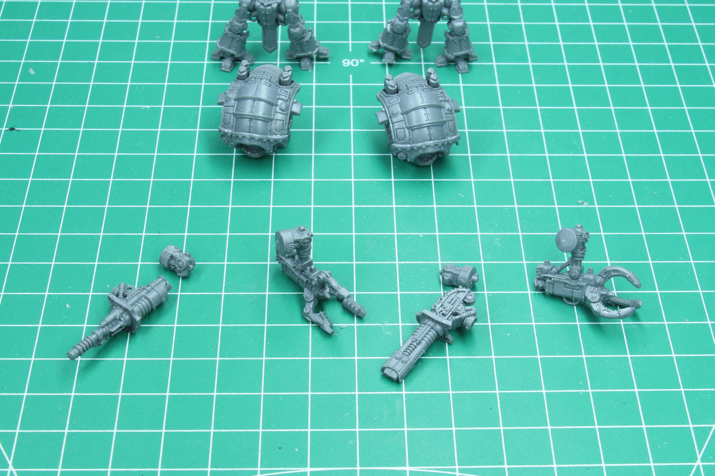 03-88 Horus Heresy: Legions Imperialis: Questoris Knights Magaera and Styrix