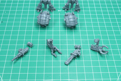 03-88 Horus Heresy: Legions Imperialis: Questoris Knights Magaera and Styrix