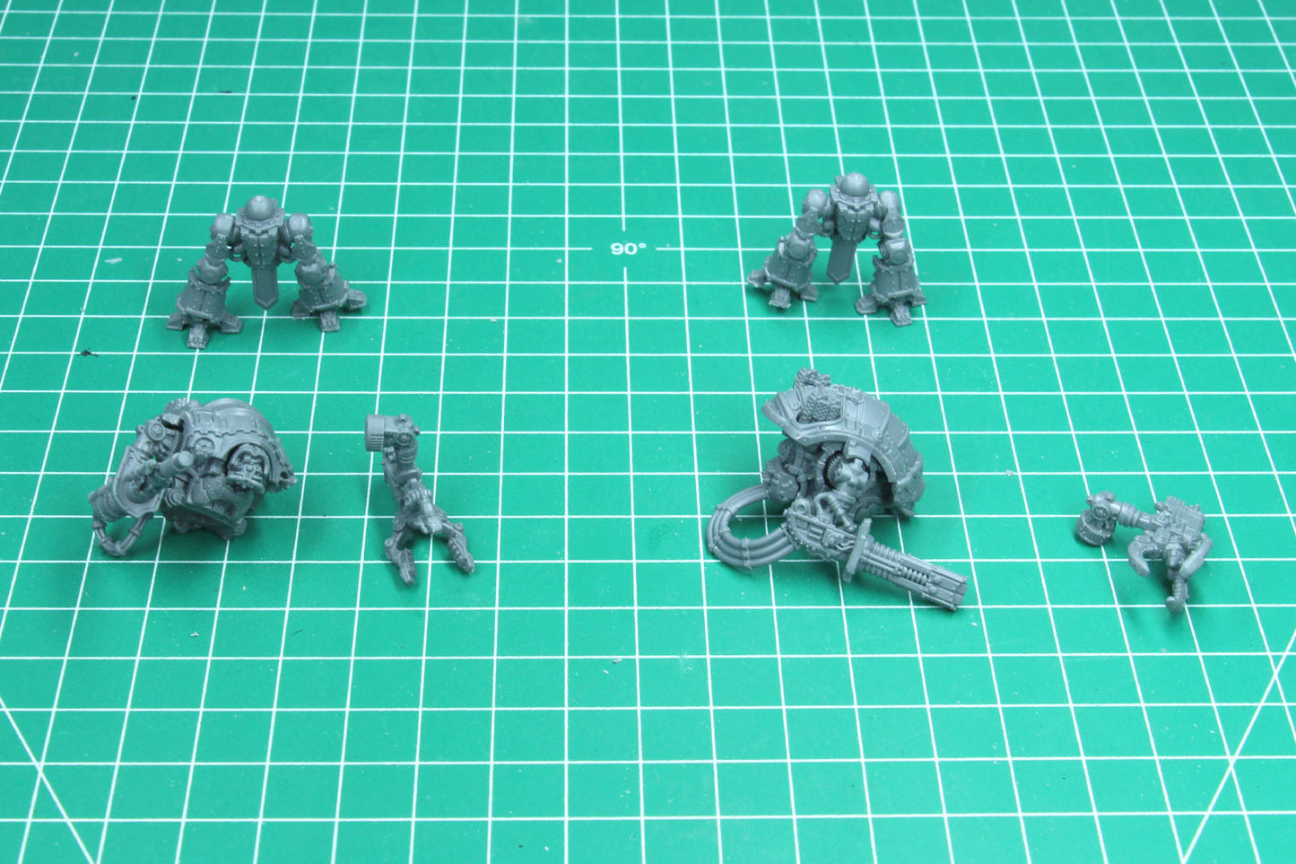 03-88 Horus Heresy: Legions Imperialis: Questoris Knights Magaera and Styrix