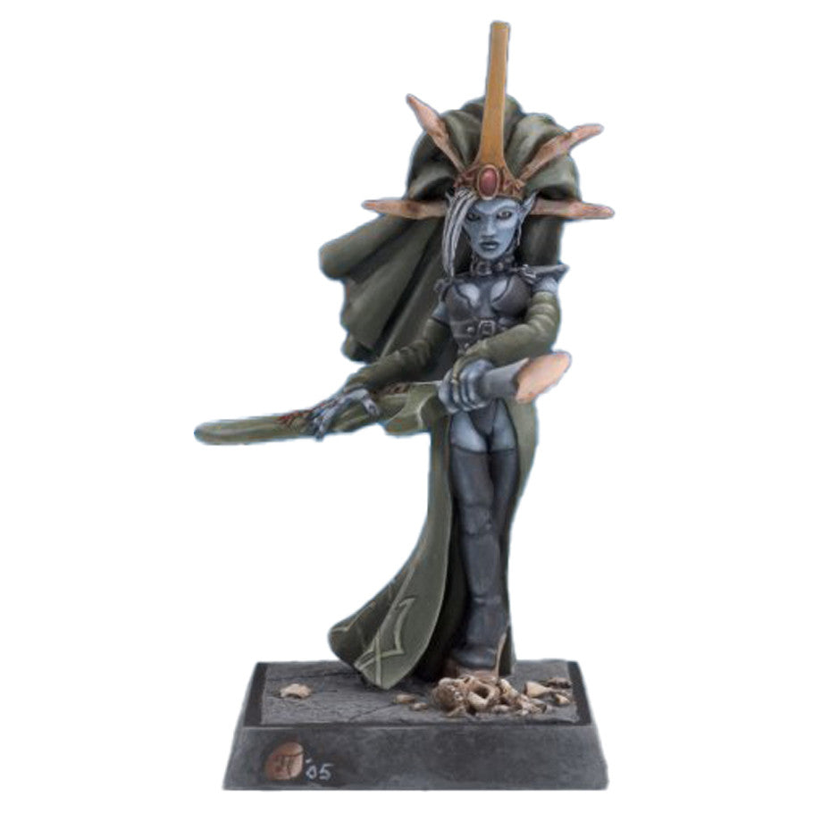 Legends: Dark Elf Priestess