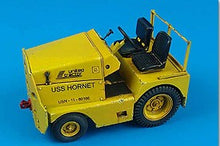 1/32 US GC340-4/SM340 Tow Tractor (Basic)