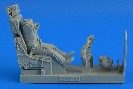 1/32 Modern German F104G/S Fighter Pilot w/Ejection Seat for ITA
