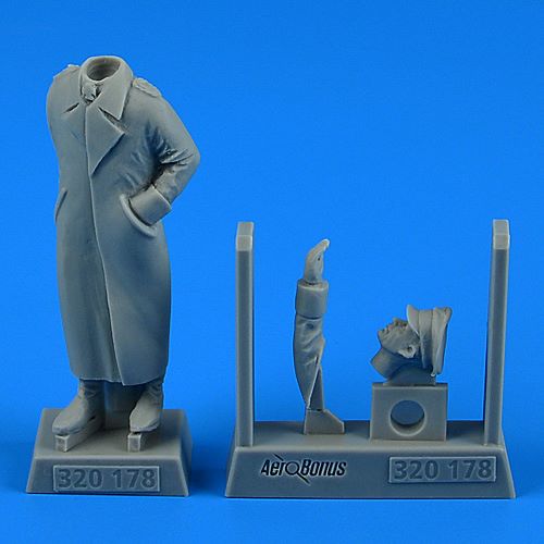 1/32 WWII German Luftwaffe General