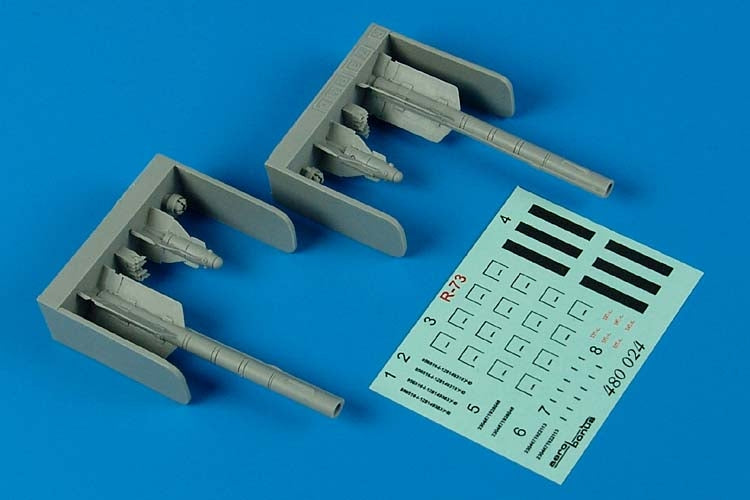 1/48 R73 (AA11 Archer) Air-to-Air Missiles