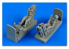 1/48 USAF A37 Dragonfly Pilot & Operator w/Ejection Seats