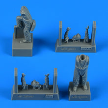 1/48 WWII Fokker G1 German Pilot & Radio Operator