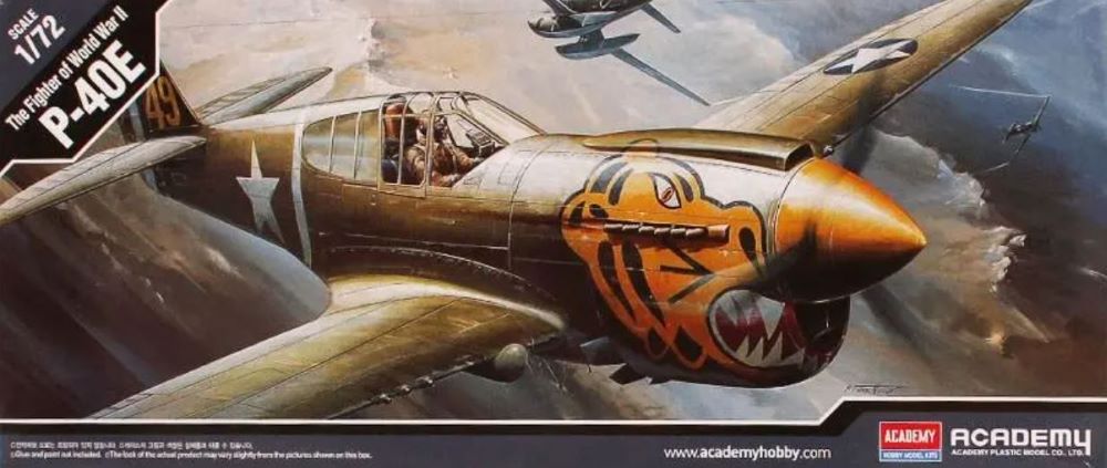 1/72 P40E Warhawk Fighter