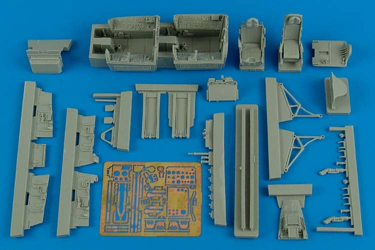 1/48 F100F Super Sabre Early Cockpit Set For TSM