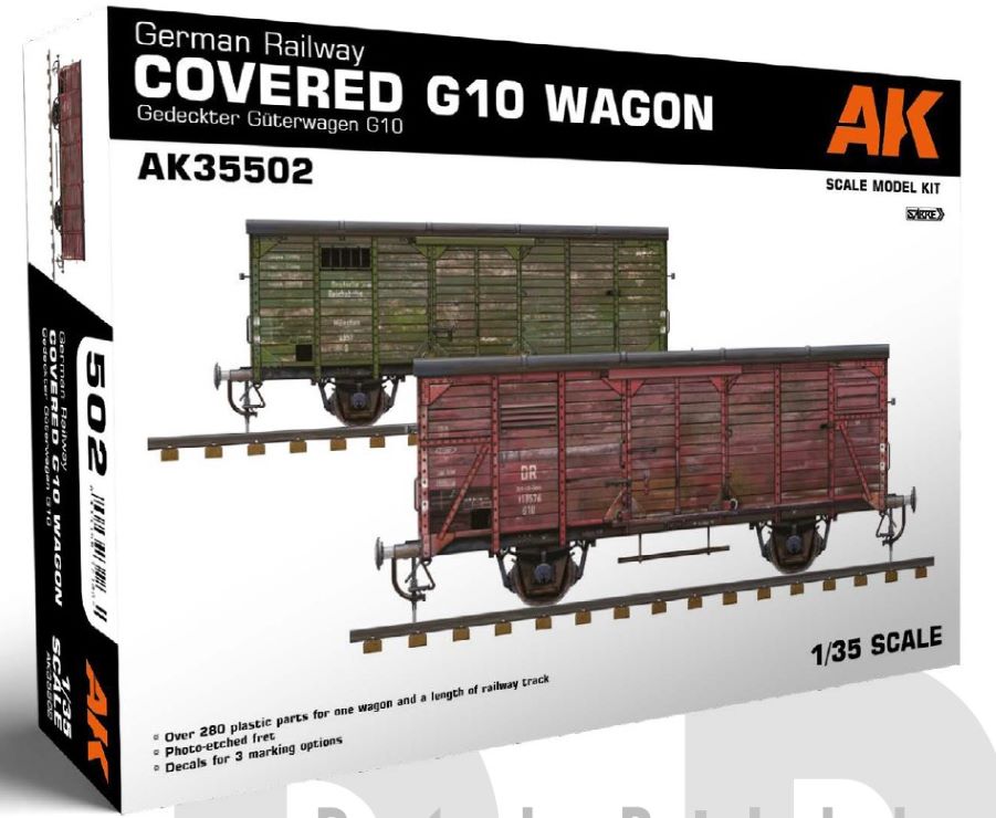 1/35 German Railway Covered G10 Wagon Freight Car w/Track Section (Plastic Kit)