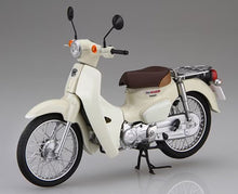 1/12 Honda Super Cub C110 Scooter (Snap Molded in Beige)