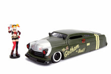 1/24 DC Comics 1951 Mercury Car w/Harley Quinn Figure