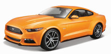 1/18 2015 Ford Mustang (Orange)