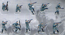 1/144 WWII German Infantry (10) (Painted)