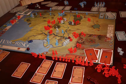 Lord Of The Rings: War Of The Ring 2nd Edition - Cats In Hat Inc.