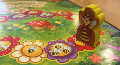 Hive Mind 2nd Edition - Cats In Hat Inc.