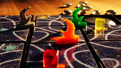 Tsuro: Phoenix Rising - Cats In Hat Inc.