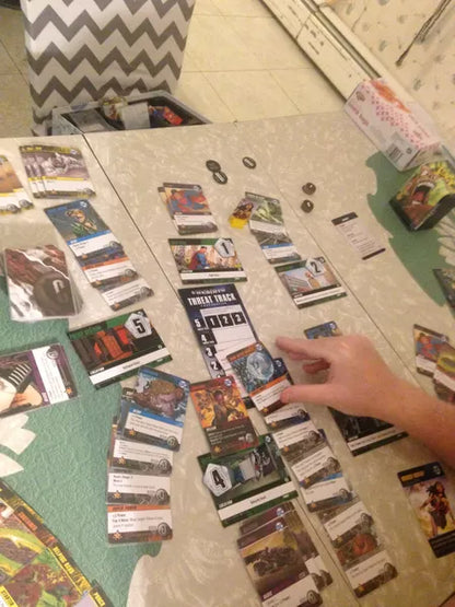 DC Comics Deck-Building Game: Rebirth - Cats In Hat Inc.