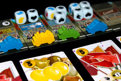 Everyone Loves A Parade - Cats In Hat Inc.