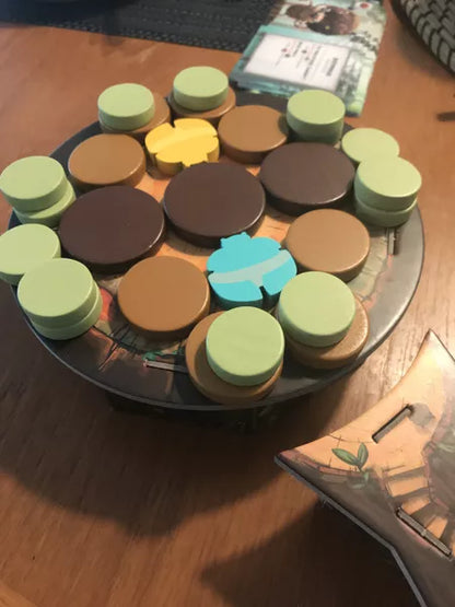 Kabuto Sumo - Cats In Hat Inc.