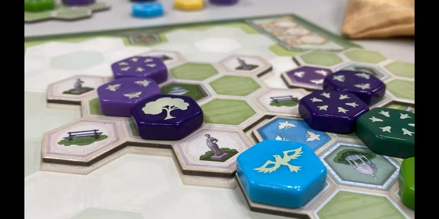 Azul: Queen’s Garden - Cats In Hat Inc.