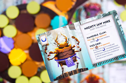 Kabuto Sumo - Cats In Hat Inc.