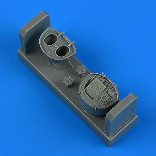 1/48 A10C Thunderbolt II Fuel Access Panel Opened for LNR