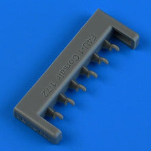 1/72 F4U1 Corsair Catapult Hooks for TAM