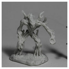 Bones: Saproling Warrior - Cats In Hat Inc.