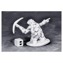 Bones: Dwarf Master Of The Hunt - Cats In Hat Inc.