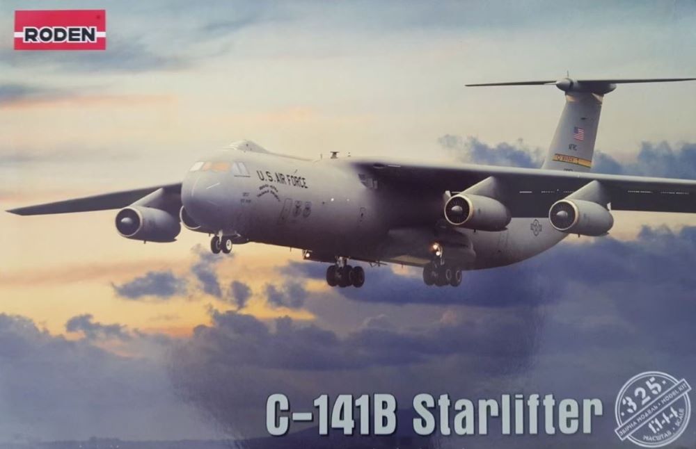 1/144 C141B Starlifter USAF Strategic Airlifter Aircraft
