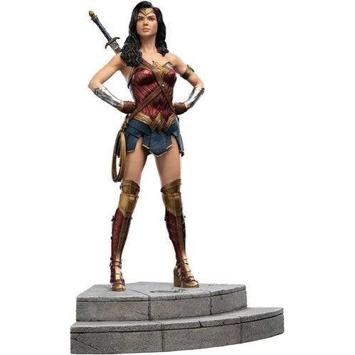 Justice League (Zack Snyder) - Wonder Woman 1:6