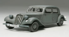 1/48 Citroen Traction 11CV Staff Car