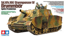 1/35 German SdKfz 166 Sturmpanzer IV Brummbar Late Assault Tank