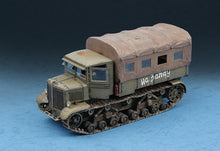 1/72 Soviet Voroshilovets Heavy Artillery Tractor