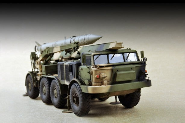1/72 Russian 9P113 TEL Launcher w/9M21 Rocket of 9K52 Luna-M Short-Range Artillery Rocket System (FROG7)
