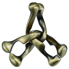 Puzzle: Hanayama: Trinity Lvl 6 - Cats In Hat Inc.
