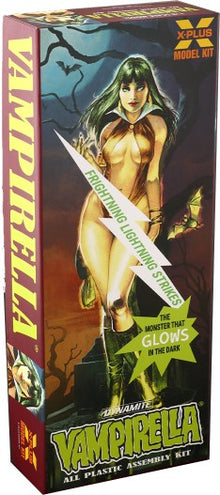 1/8 Vampirella Glow-in-the-Dark Edition w/Tombstone & Base (Limited Run)